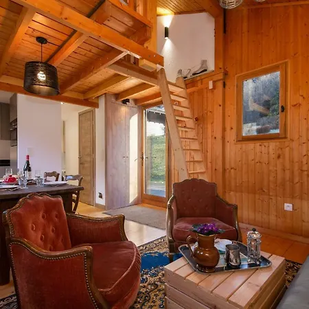 Les Bossons Chalet Sleeps 4 *