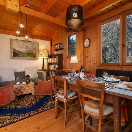 Chalet Les Bossons Chalet Sleeps 4