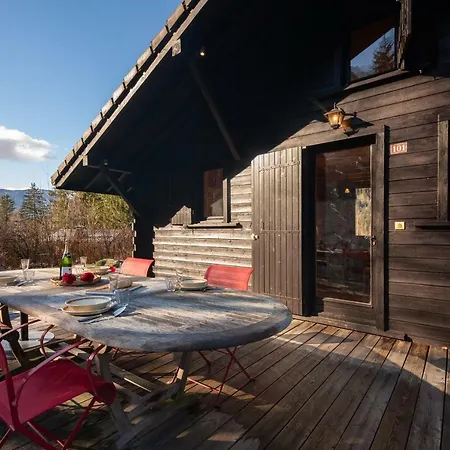 Les Bossons Chalet Sleeps 4 Chalet Chamonix